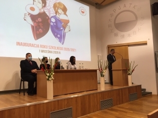 Udział Ambasadora Kawada w inauguracji roku szkolnego w Akademickim Liceum Ogólnokształcącym przy PJATK
