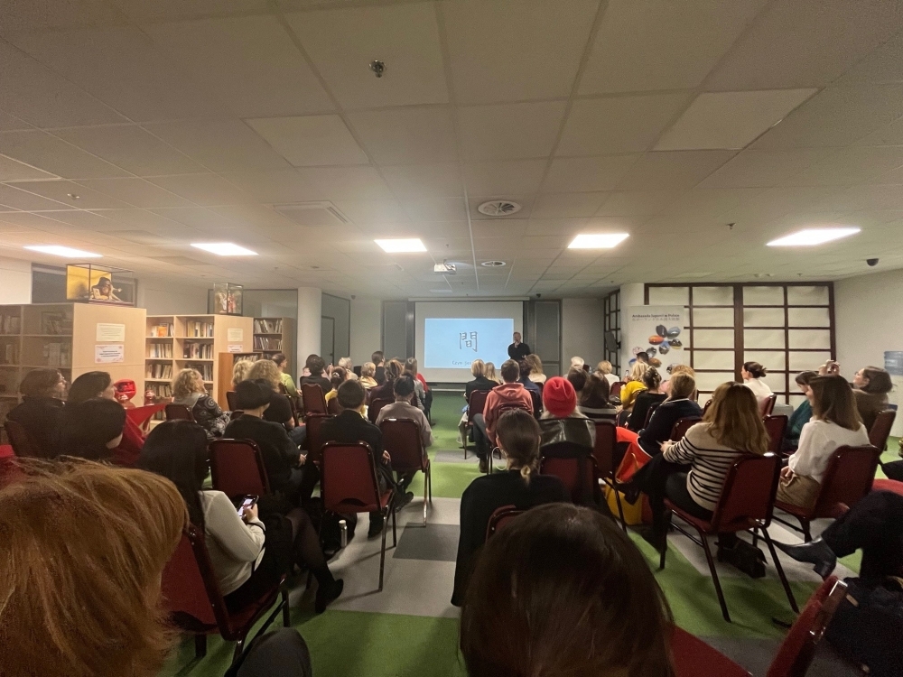 Wykład pt. „MA w modzie japońskiej - między ubiorem a ciałem”